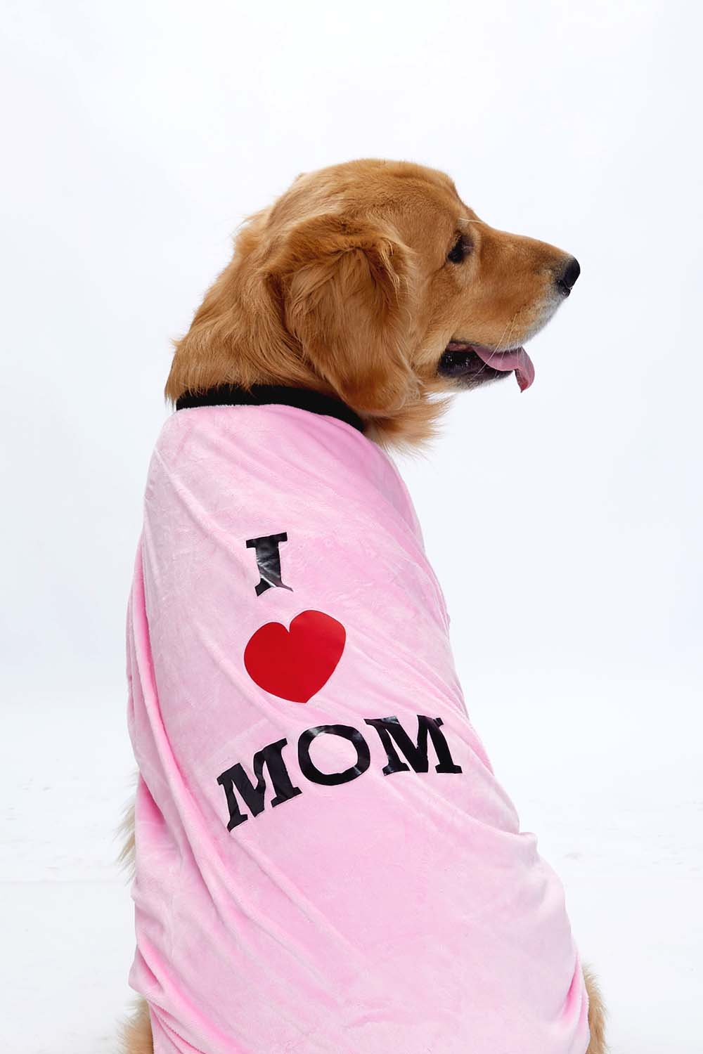 Furryfits "I Love Mom" Dog Clothes Tee – Cute & Comfortable Gift for Mom